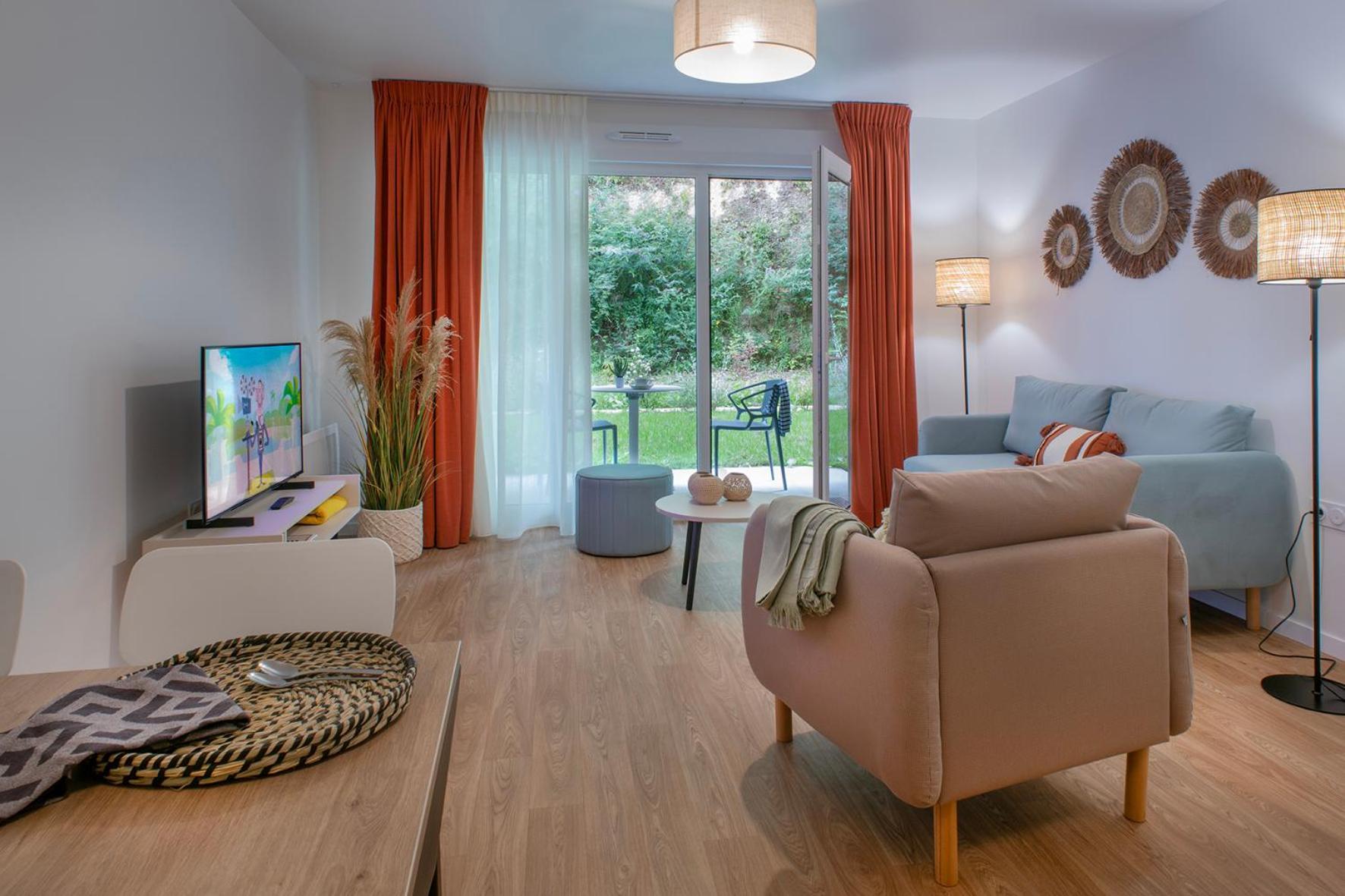 Residence Services Seniors - Domitys Les Jardins D'Ahna Dinan Eksteriør billede